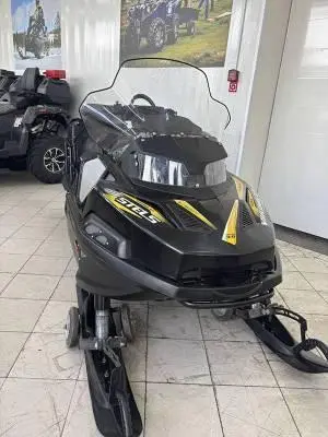 Снегоход бу, Stels Viking SV800T LUX SWT, 829км. 2025г., мотосалон StelsLand