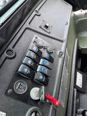 Вездеход на шинах низкого давления Tinger Armor