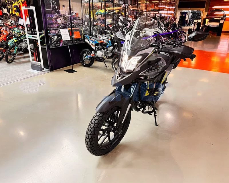 Regulmoto ADV 300 NB StelsLand